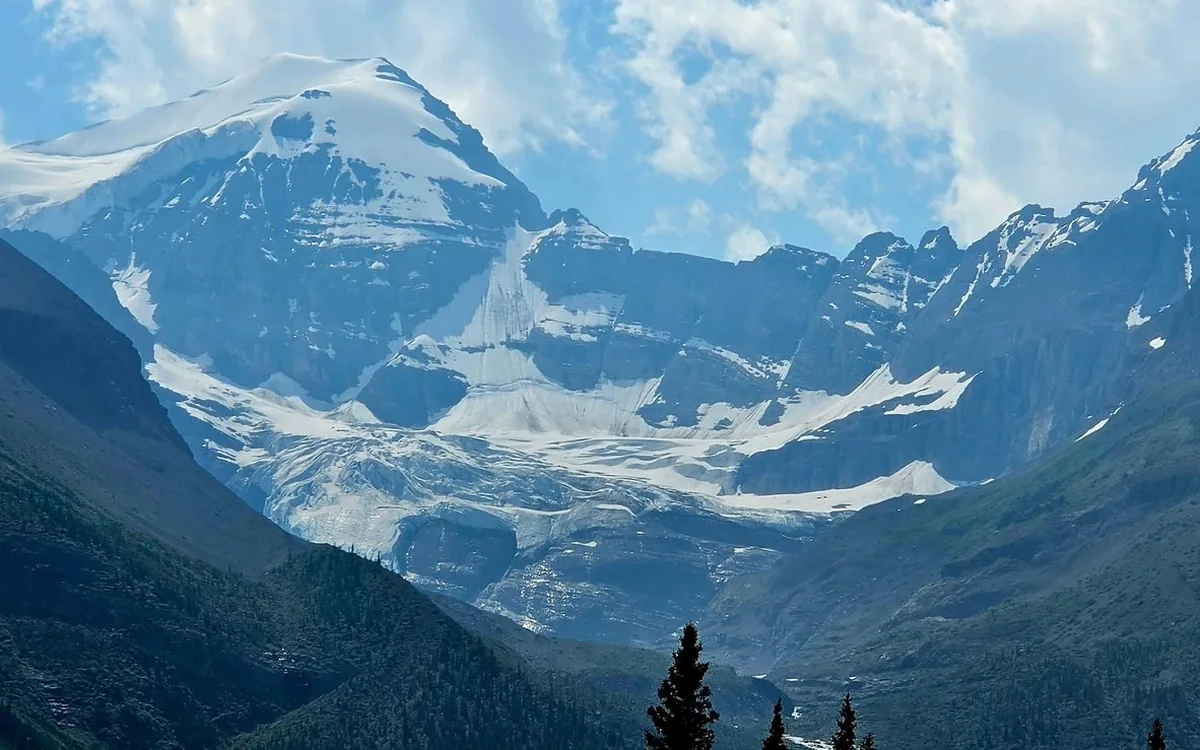 Peaks and forest in Jasper National Park, Alberta